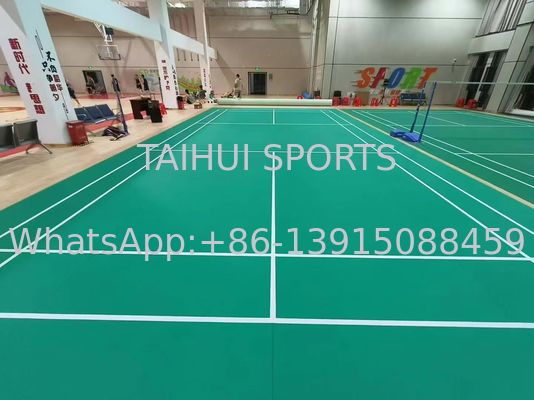 الأرضيات الرياضية الداخلية من البلاستيك مضادة للانزلاق مضادة للصدمات مضادة للماء الأرضيات الرياضية من الفينيل لكرة الطائرة كرة السلة البادمينتون